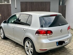 VOLKSWAGEN GOLF 6 1,6 tdi 77 kw HIGHLINE TOP STAV - 6