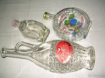 láhve 0,5l s uzávěrem, plucky (placatky) 0,2l - 6