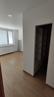 PRENÁJOM 3 IZBOVÝ BYT - SÍDLISKO NAD JAZEROM - 6
