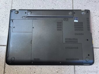 Lenovo E550 / i5 5200U / 4GB RAM / Radeon R7 2GB / 15.6" - 6