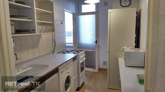 1,5-izb. Byt (47,5 m2). Loggia (4,5 m2)- Spálňa -Výťah. - 6
