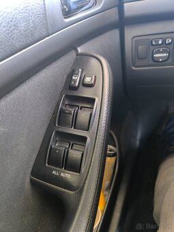 Toyota Avensis combi 2,0 D4D - 6