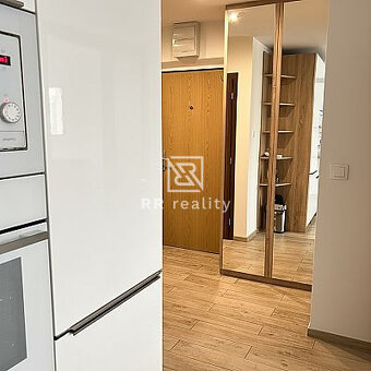 3i byt, Terasa pražského typu. - 6