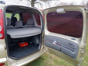 Predám Toyota Yaris Verso 1,5 vvti - 6