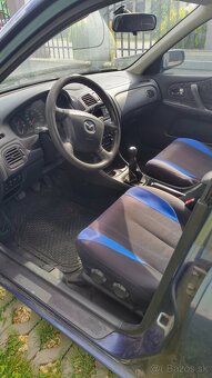 Mazda 323 - 6
