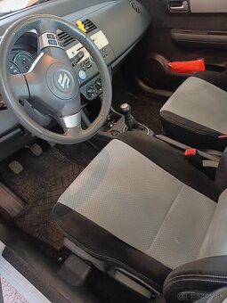 Suzuki Swift - 6