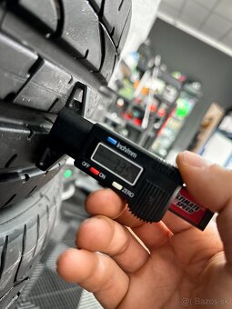 MINI 4x100 Pirelli P Zero 205/45 17 - 6