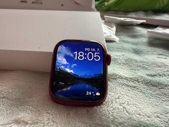 Apple Watch 7 41mm 32GB Product Red Aluminium GPS - 6