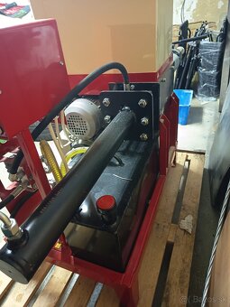 Briketovací lis - 6