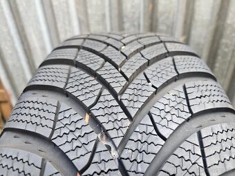 Originálna zimná sada VW - 5x112 r16 + Semperit 205/60 r16 - 6