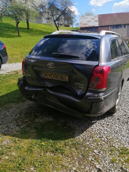 Toyota avensis - 6