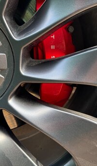 Tesla Model Y PERFORMANCE 535 PS Dual Motor 2022 - 6