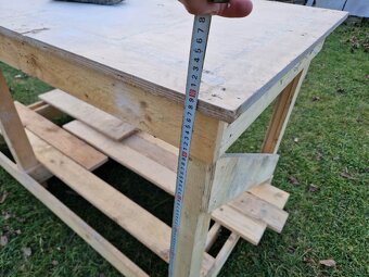 Predam dreveny pracovny stol - 6