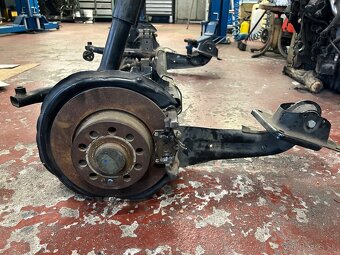 Zadná náprava Octavia 2 - 6