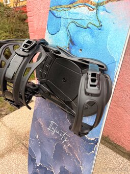 Damsky snowboard Never Summer - 145cm - 6