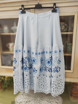 Akcia víkend - zľava 50 % - vyšívaná sukňa - 6