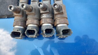Vstreky - peugeot -citroen bosch - ford - mazda siemens - 6