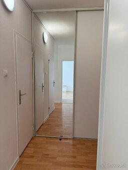 Prenajmem 1 izbový byt Korytnická ulica - 6