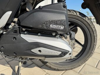 Honda Vision 110 r.v. 2023 - 6