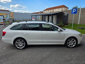 Škoda Superb 2.0 TDI Combi - 6