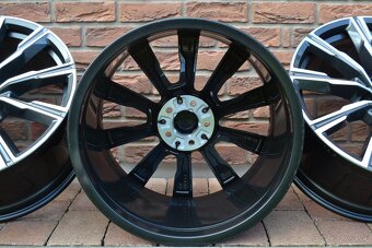 5x112 R20 Hlinikove disky Original BMW X5,X6 - 6