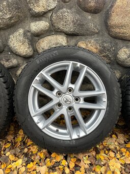 Predám zimné komplety Toyota 205/55/R16 - 6