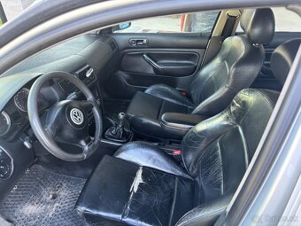 Predám Volkswagen Golf IV 1.9 TDI 81kw M5 S klímou - 6