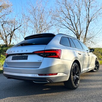 Škoda Superb Sportline 2.0TDI 140kw Virtual/Canton/Matrix - 6