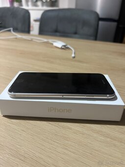 Predám IPhone SE 2022 - 6