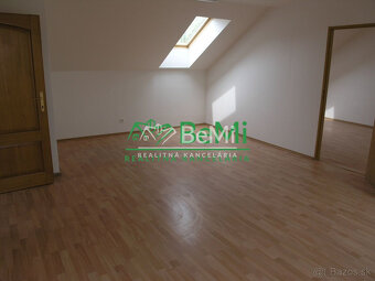 Na predaj: Polyfunkčný rodinný dom – ideálny na byty, ambula - 6