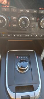 Predám Land Rover Discovery sport HSE - 6