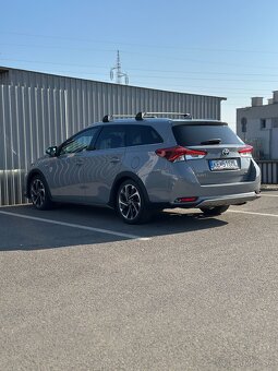 Toyota Auris Touring Sports 1.8 I VVT-i HybridSD Freestyle - 6