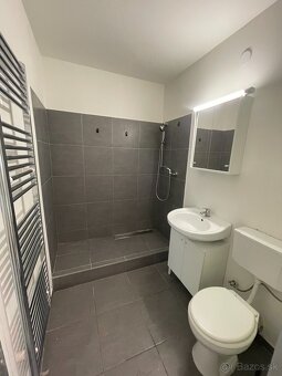 prenajmem 1 izbový byt - 6
