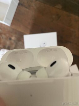 Apple Airpods 2pro - 6