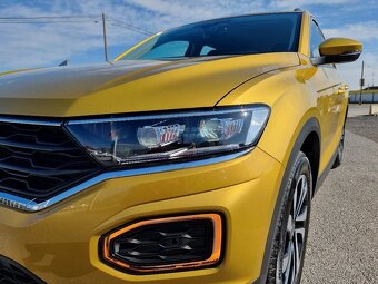 Volkswagen T-ROC 1.5 TSI EVO ACTIVE DSG 24.900,- Eur s DPH - 6