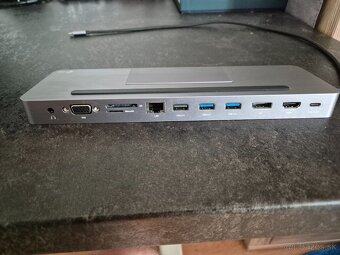 Macbook pro 2019 model A2141 + dock stanica iTec - 6