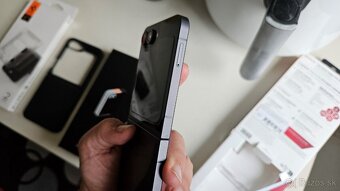 Samsung Galaxy Z Flip 6 dual 12/256GB - aj vymením - 6