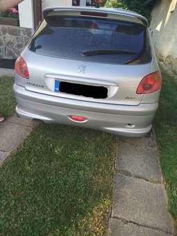 Predám Peugeot 206 - 6
