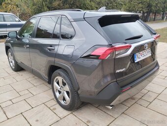 Toyota RAV4 hybrid - 6