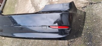 Predám zadný nárazník na BMW E60 - 6