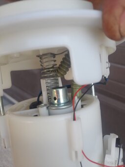 Benzinove čerpadlo do nádrže Peugeot Citroen - 6