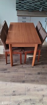 Predam stol + stolicky - 6