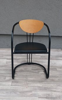 Set postmoderných kresiel v štýle Memphis. - 6