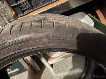 Pneu 225/40 R18 - 6
