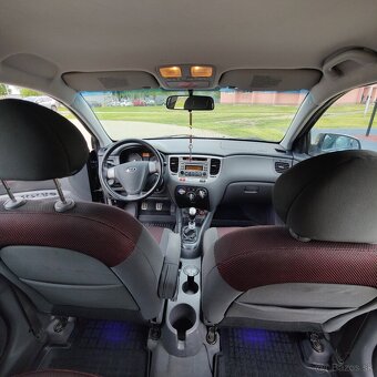 Auto Kia RIO 1.4 benzín 2008r. - 6