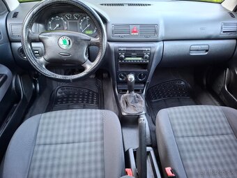 ŠKODA OCTAVIA TOUR 1.6 75KW - 6