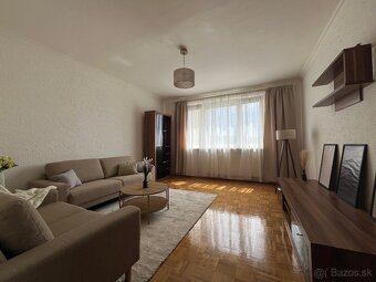 Pekný 3-izbový zariadený byt s loggiou - Sofijská ulica - 6