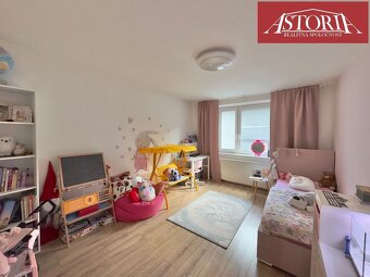 PREDAJ Rodinný dom s nádhernou rekonštrukciou - Podhradie - 6