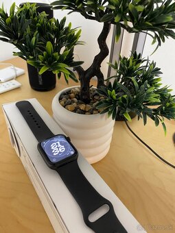 Apple Watch Series 5 GPS, 44mm - 6