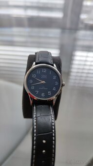 Pánske hodinky QUARTZ zn. Q&Q - 6